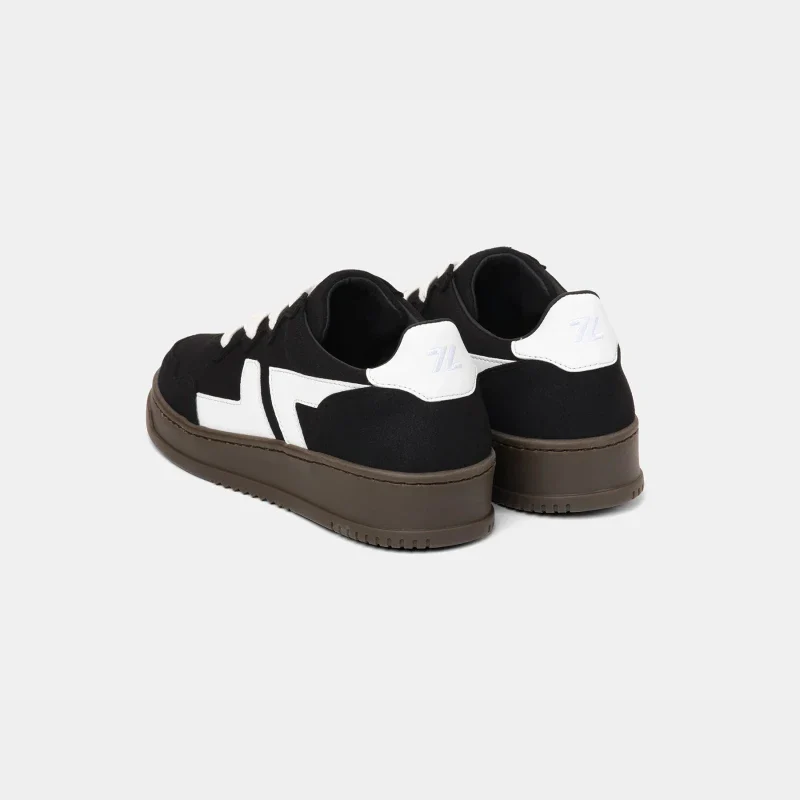 Baskets véganes suède Noir et semelle noire - Bêta B3 - Image 9